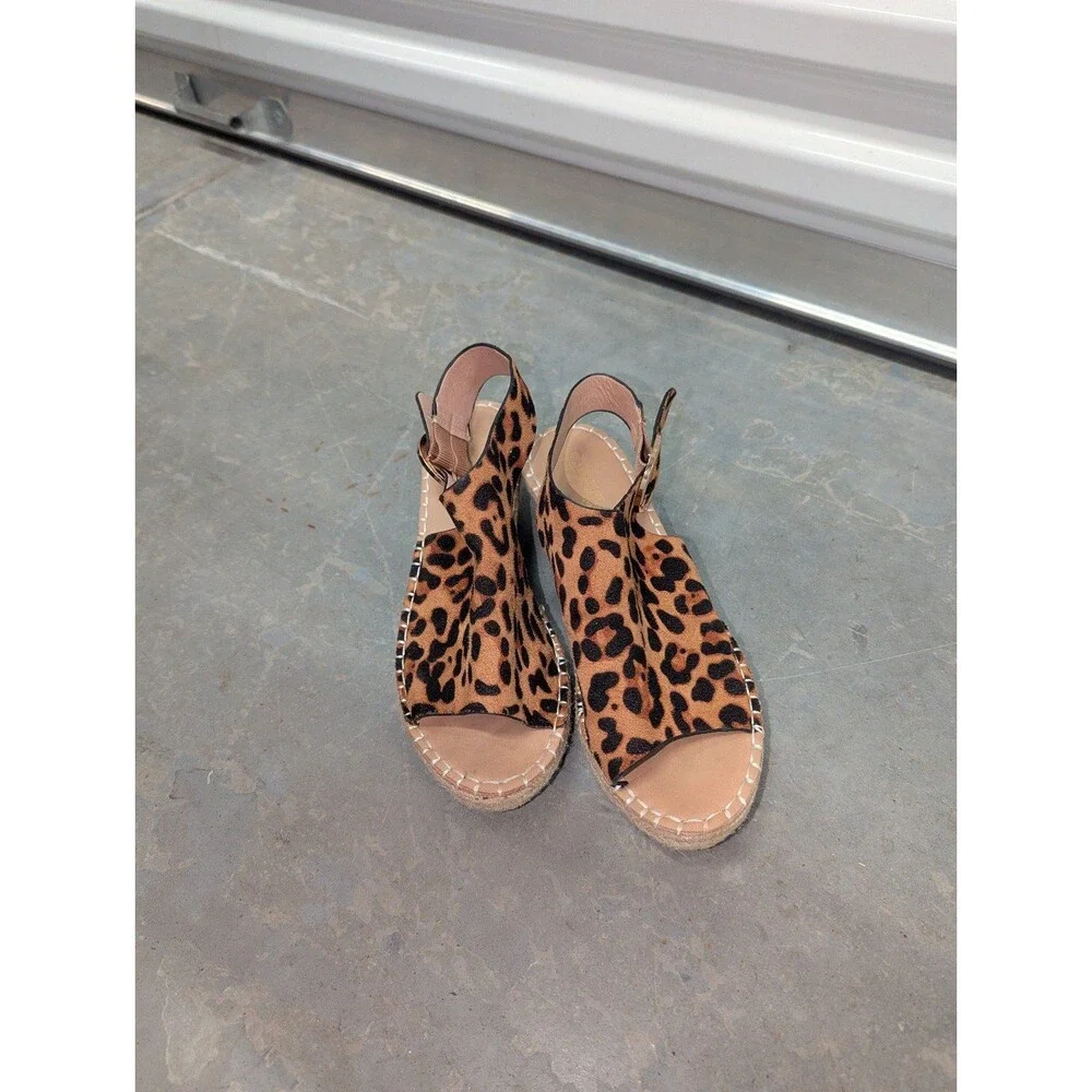 Y2K Coastal Catherines Size 8.5‎ Cirkly Leopard Print Espadrilles Shoes